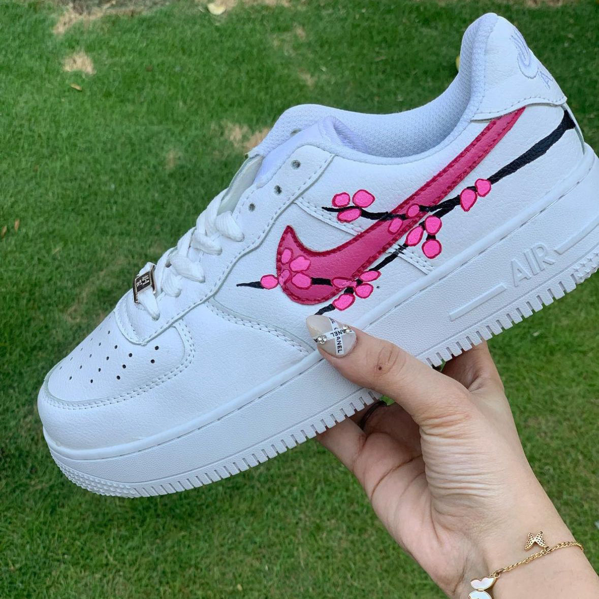 Nike Air Force Sakura Hand Painted