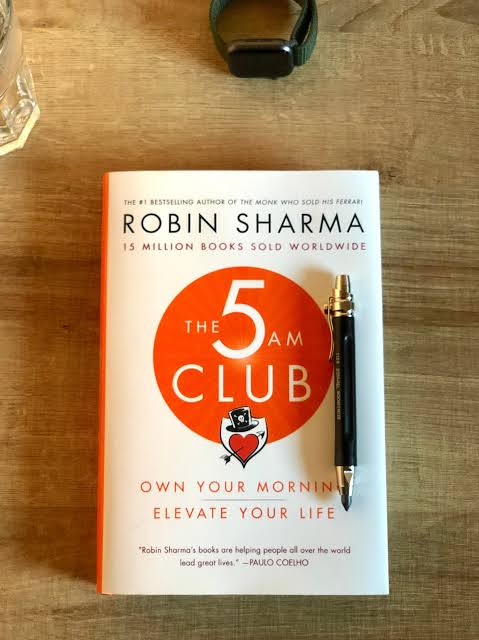 The 5 Am Club - Robin Sharma - Reading Books