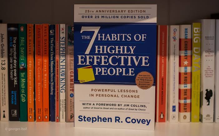 The 7 Habits Of Highly Effective People - Stephen Covey - Reading Books