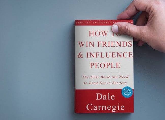 How to win Friends & influence People - Dale Carnegie - Reading Books
